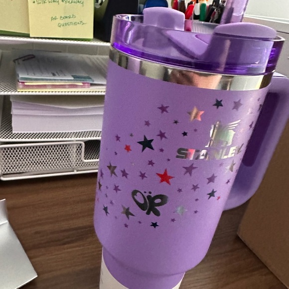 Stanley Lavender Olivia Rodrigo Tumbler with Handle. New in box - Picture 2 of 5